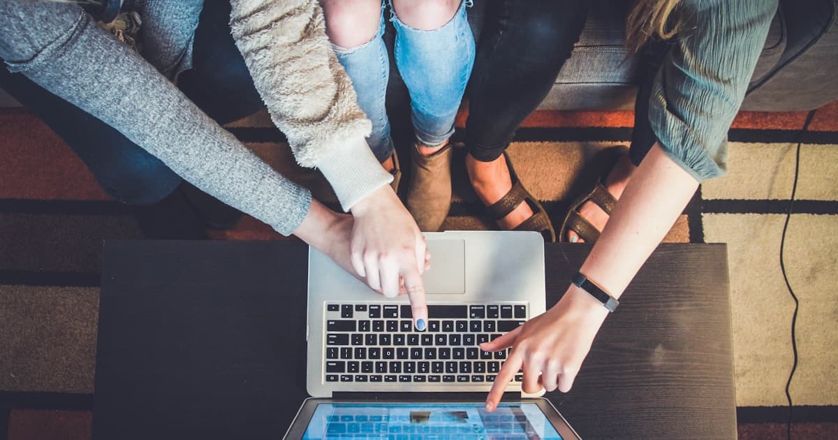 Featured image for What Projects Should You Build Before Applying for IT Jobs? — Career Guide guide on the Archer Infotech blog, written by Archer Infotech